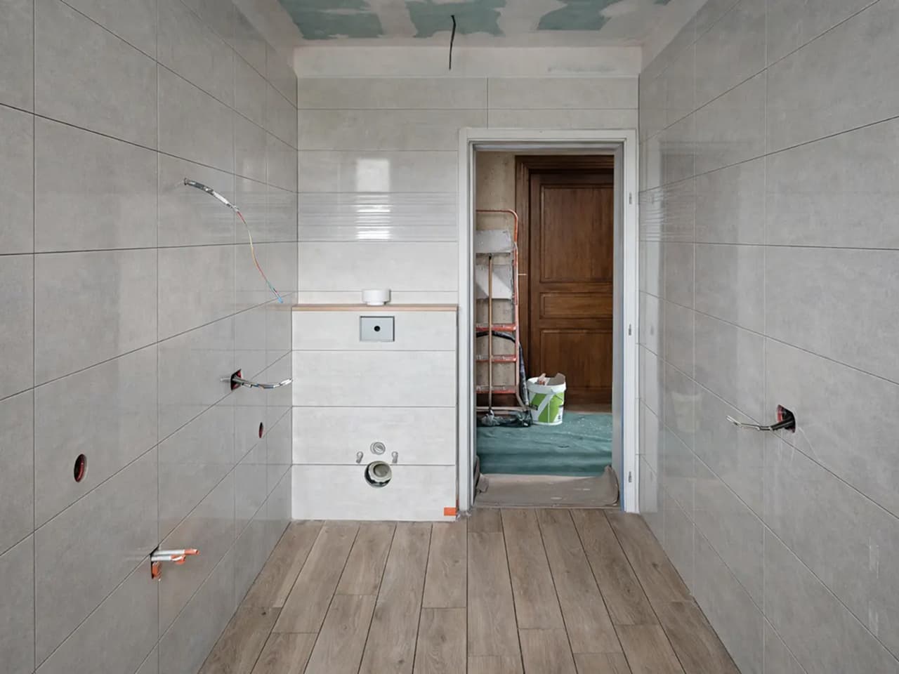 rénovation complète de salle de bain - carrelage - sol - plafond